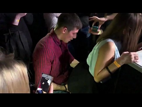 ❤️ Sex nyata dina nightclub Rusia. gadis Rusia 18 taun heubeul dina anus jeung heunceut fucked di nightclub a ❤️ vk porno dina su.hqpornvideos.ru ❌❤